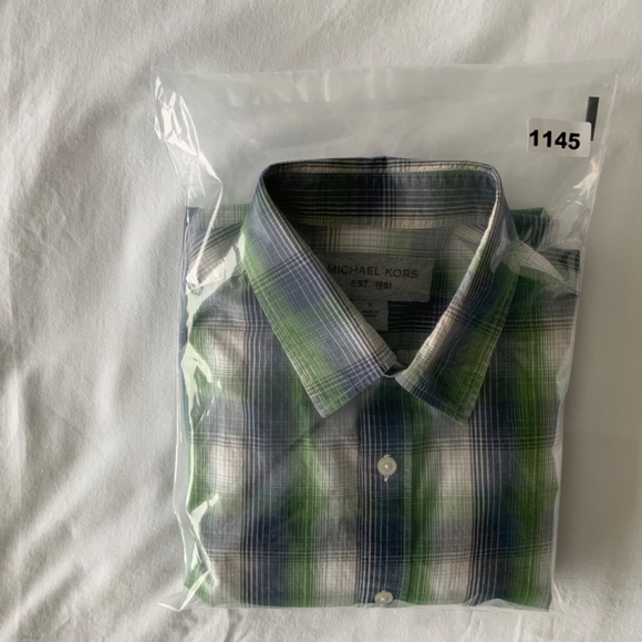 Michael Kors Est. 1981 Men’s Casual Button-Down Shirt. - Picture 8 of 8